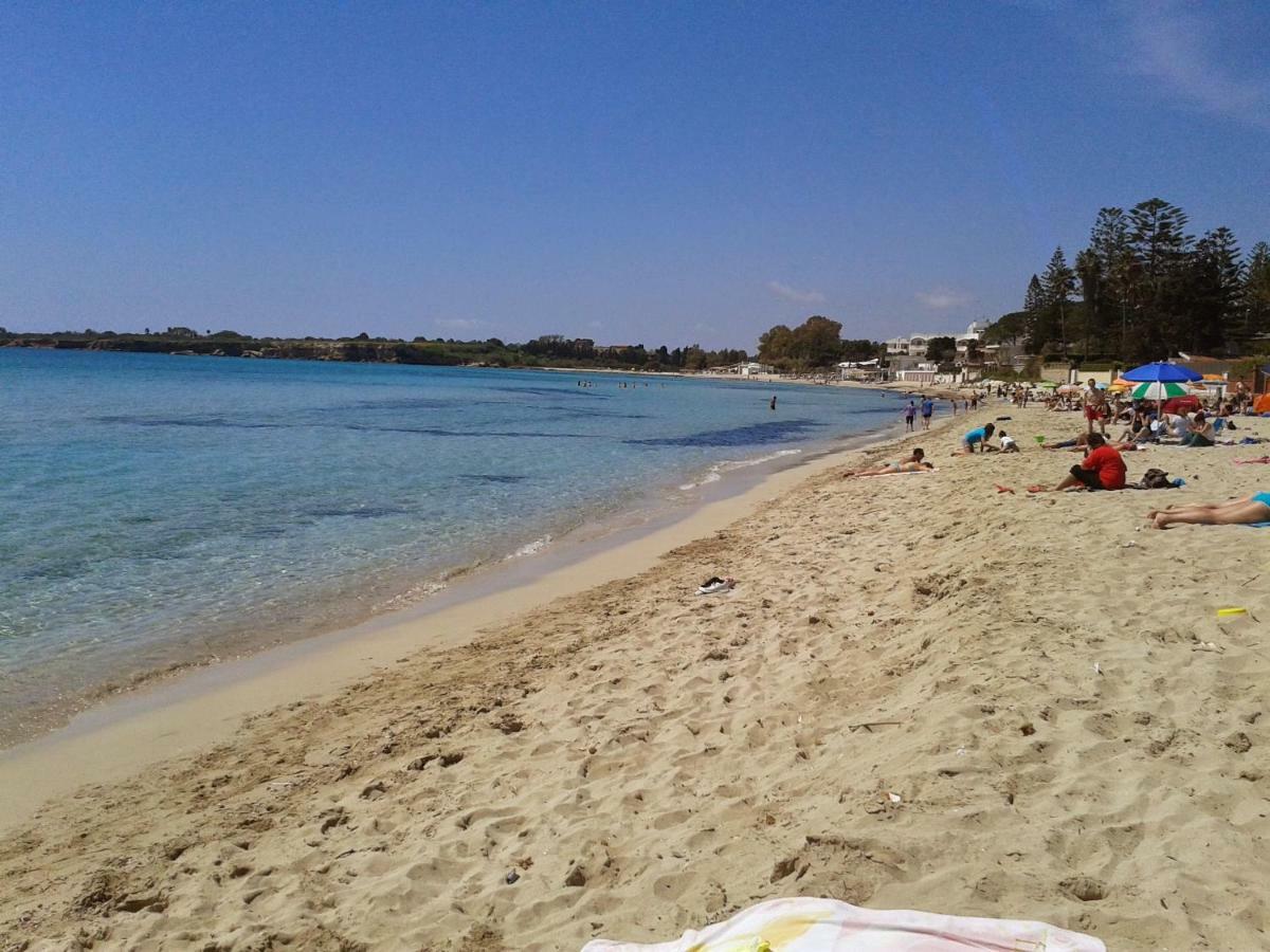 A Due Passi Dal Mare Con Piscina Ferienhaus Fontane Bianche
