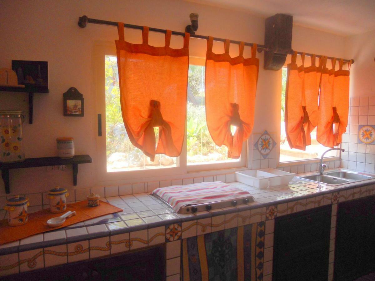 Casa de Férias A Due Passi Dal Mare Con Piscina